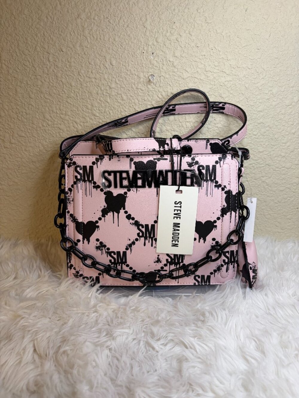 Steve Madden Bevelyn Pink Black Dripping Hearts Crossbody Chain Bag NWT